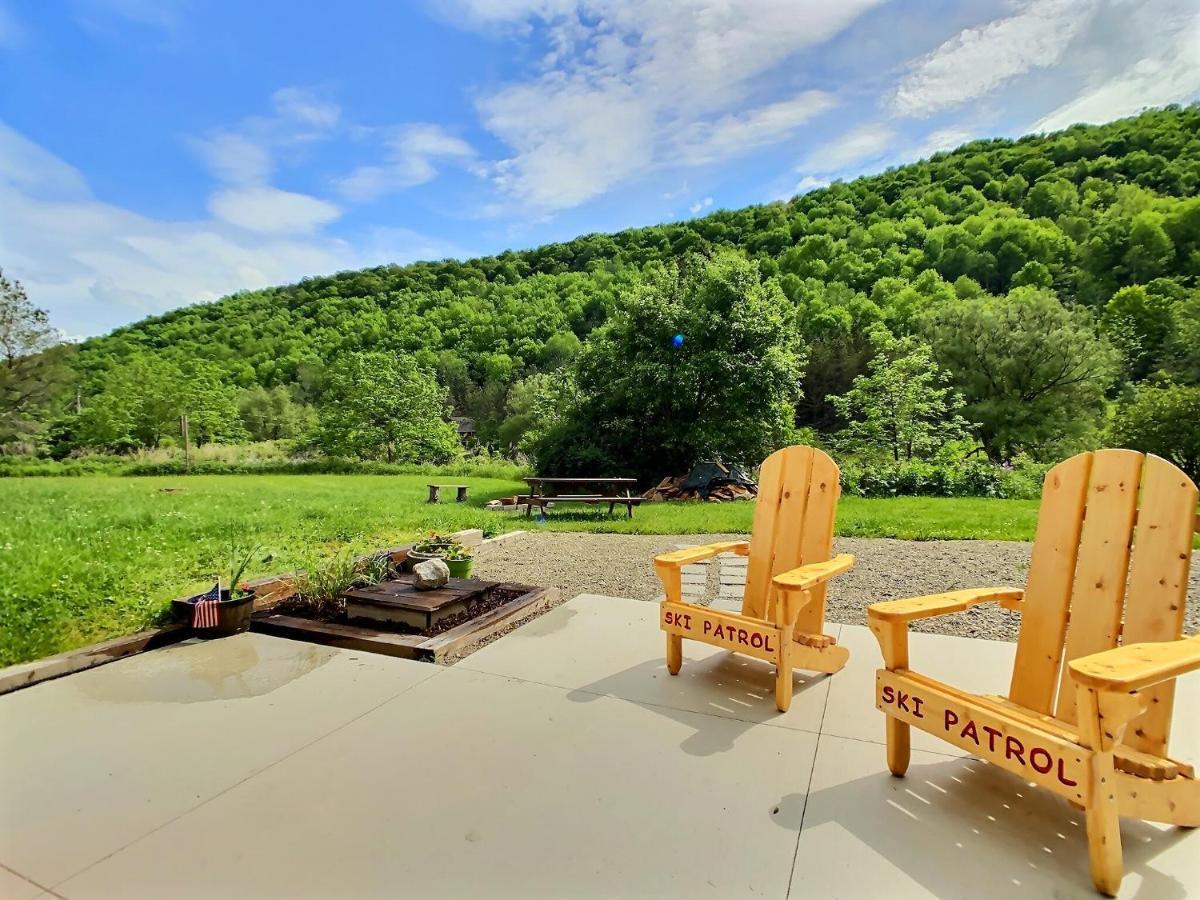 The Maples Apt - King Bed, Pet Friendly, Beautiful Views Ellicottville Εξωτερικό φωτογραφία